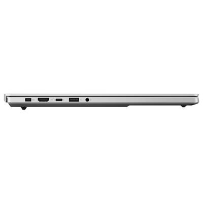 Ein Laptop von der Seite, der mehrere Anschlüsse zeigt: USB, HDMI, Kopfhörerbuchse und Netzwerkanschluss.