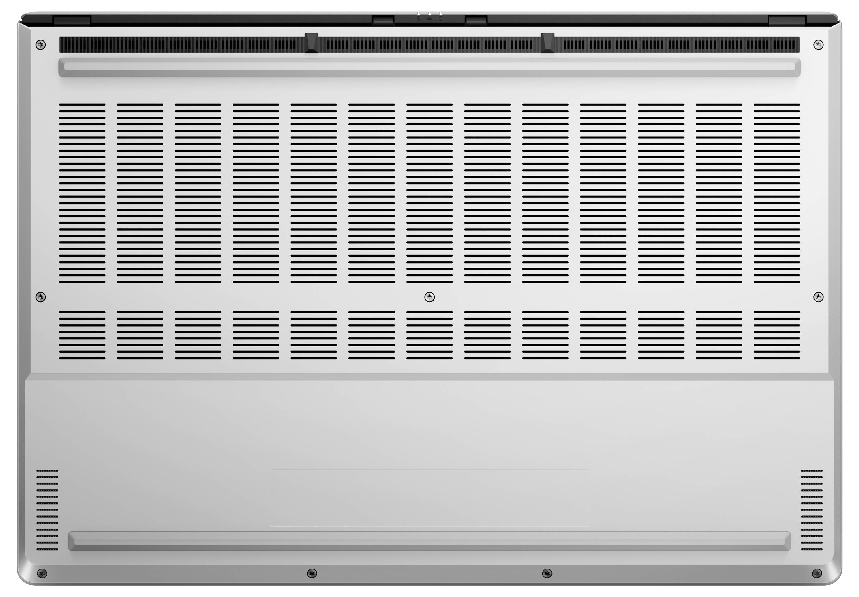Unterseite eines Laptops mit zahlreichen Lüftungsschlitzen, die einer verbesserten Kühlung dienen.