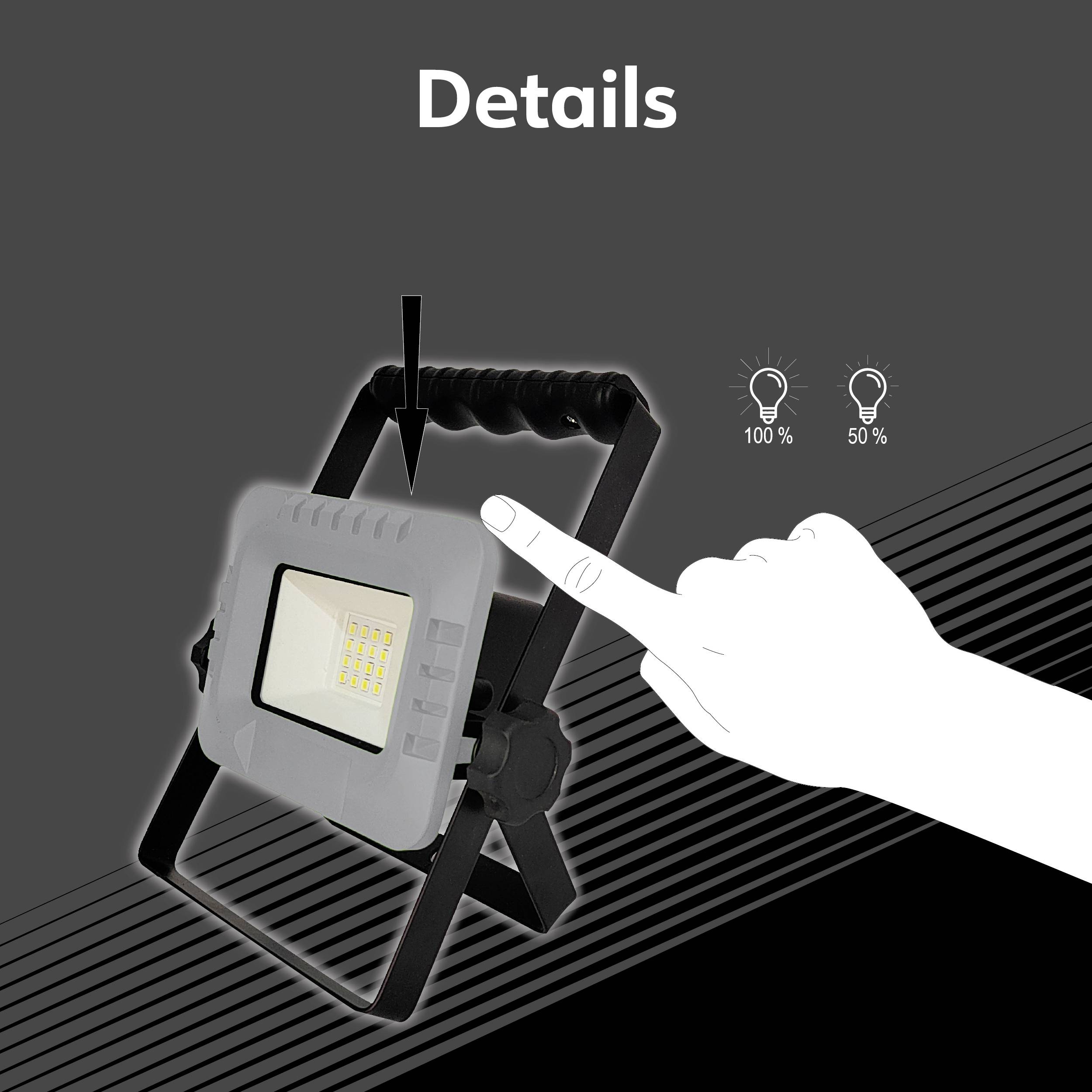 Ein tragbarer LED-Strahler mit Griff in einem schrägen Winkel. Oben steht 'Details'. Symbole daneben zeigen Glühbirnen mit 100 % und 50 % Helligkeit.