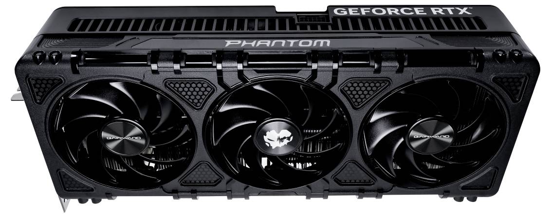 Grafikkarte mit drei Lüftern, markiert mit 'Phantom' und 'GeForce RTX'. Sie ist geeignet für leistungsstarke Grafik- und Gaming-Anwendungen.