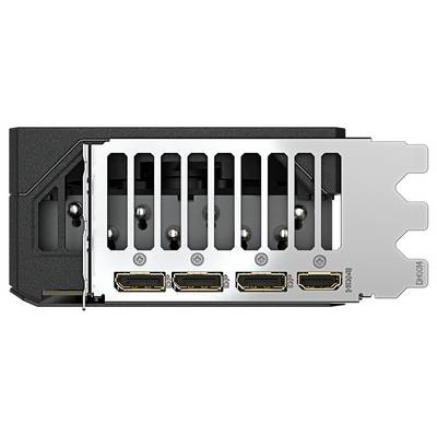 'Abbildung einer Grafikkarte mit vier Anschlüssen: drei DisplayPorts und ein HDMI-Ausgang, auf der Rückseite sichtbar montiert.'