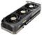 Eine Grafikkarte mit drei Lüftern, schwarzem Gehäuse und goldfarbenen Akzenten, beschriftet mit 'GEFORCE RTX' und 'ZOTAC GAMING'.