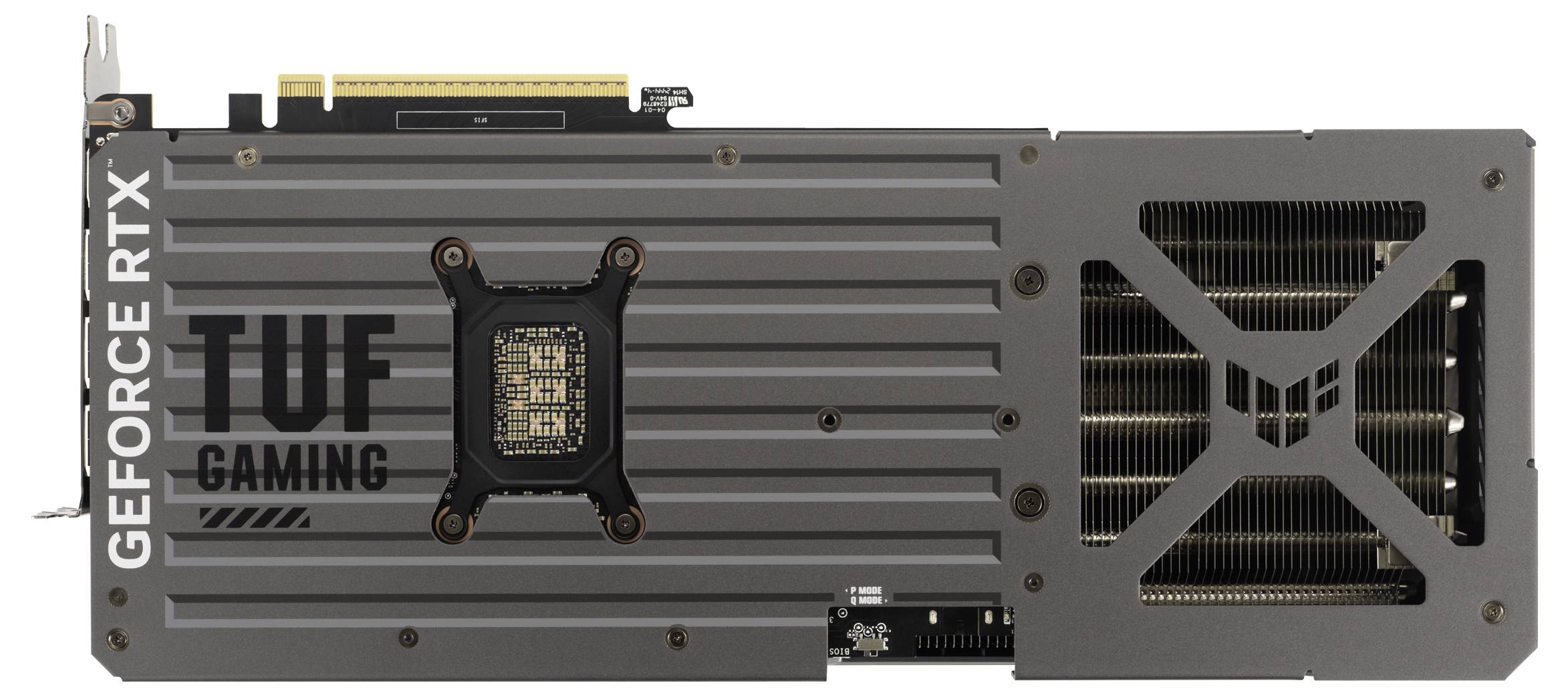 Rückseite einer Grafikkarte mit der Aufschrift 'TUF Gaming' und 'Geforce RTX', zeigt Lüfteraussparung und Anschlüsse.