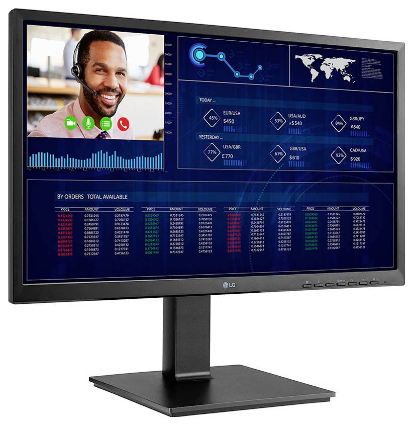 Monitor, der einen Videoanruf mit einer lächelnden Person mit Headset zeigt. Der Bildschirm präsentiert Diagramme, eine Weltkarte und Kommunikationssymbole.