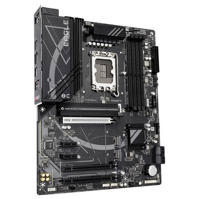 Schwarzes Computer-Motherboard mit mehreren Steckplätzen, Prozessor-Sockel in der Mitte und Anschlüssen an der Seite.