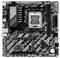 Ein Motherboard mit AM4-Sockel, PCIe-Steckplätzen und diversen Anschlüssen. Gigabyte-Modell mit AMD Ryzen-Logo, Micro-ATX-Formfaktor.