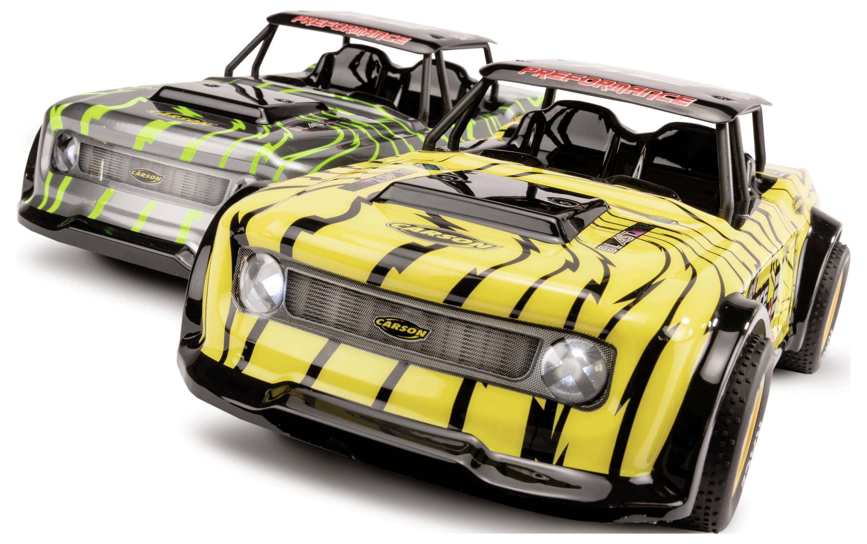 Zwei ferngesteuerte Spielzeugautos mit auffälligen gelb-schwarzen und grün-schwarzen Designs, die nebeneinander stehen.