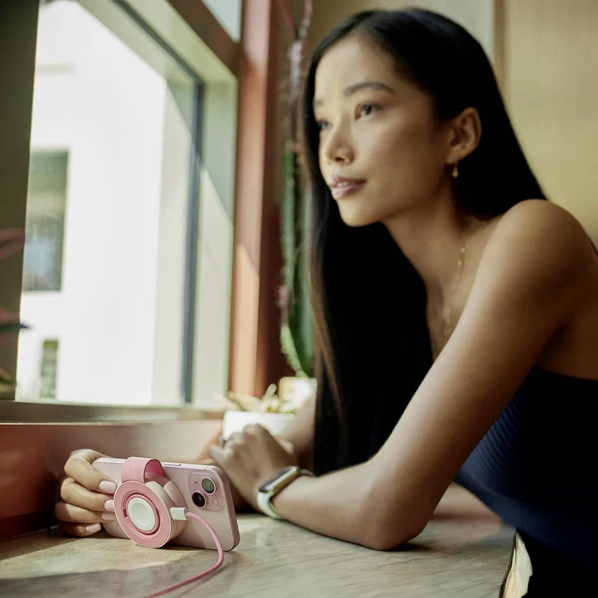 Twelve South Induktions-Ladegerät 15 W TS-2431 TS-2431 Ausgänge USB-C® Pink-18