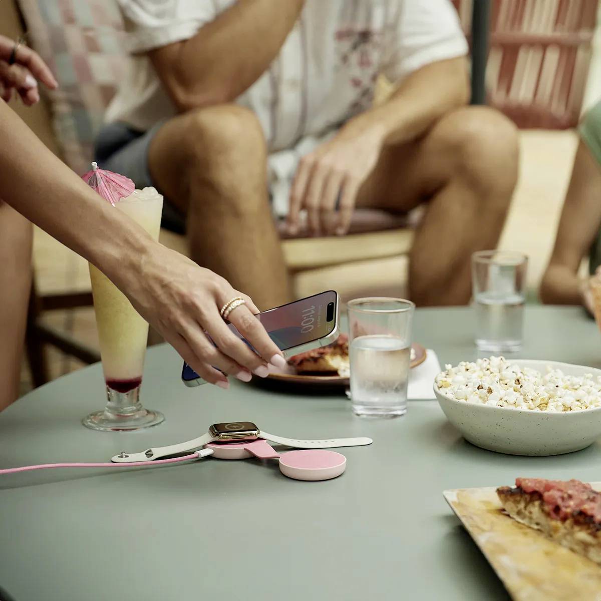 Twelve South Induktions-Ladegerät 15 W TS-2431 TS-2431 Ausgänge USB-C® Pink-20