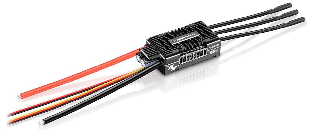 Das Bild zeigt einen elektronischen Drehzahlregler mit mehreren Kabeln in verschiedenen Farben, der für ferngesteuerte Modelle verwendet wird.