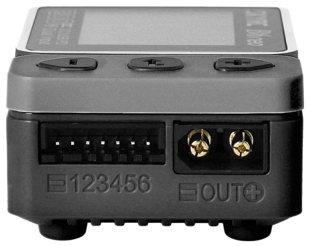 Ein elektronisches Gerät mit mehreren Anschlüssen und Zahlen '123456'. Anschlüsse sind mit 'OUT +' gekennzeichnet.