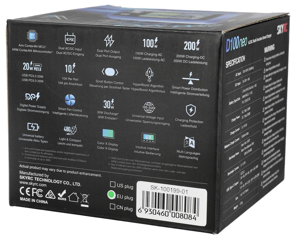 Schwarze SkyRC D100neo Ladegerät-Verpackung mit technischen Spezifikationen und Funktionen, wie Dual-Ausgang, Ladeleistung und Smart Charging.