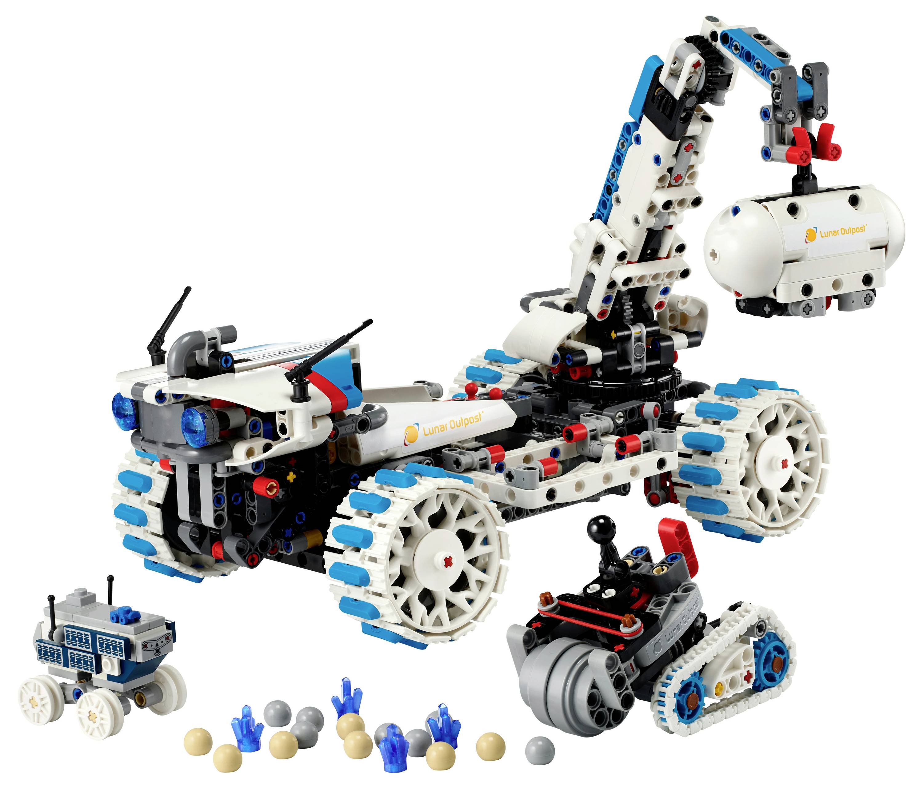 Ein Spielzeugroboter-Set mit einem großen Fahrzeug-Roboter mit Ketten und einem beweglichen Arm, ergänzt durch kleine Zubehörteile und einen Mini-Rover.