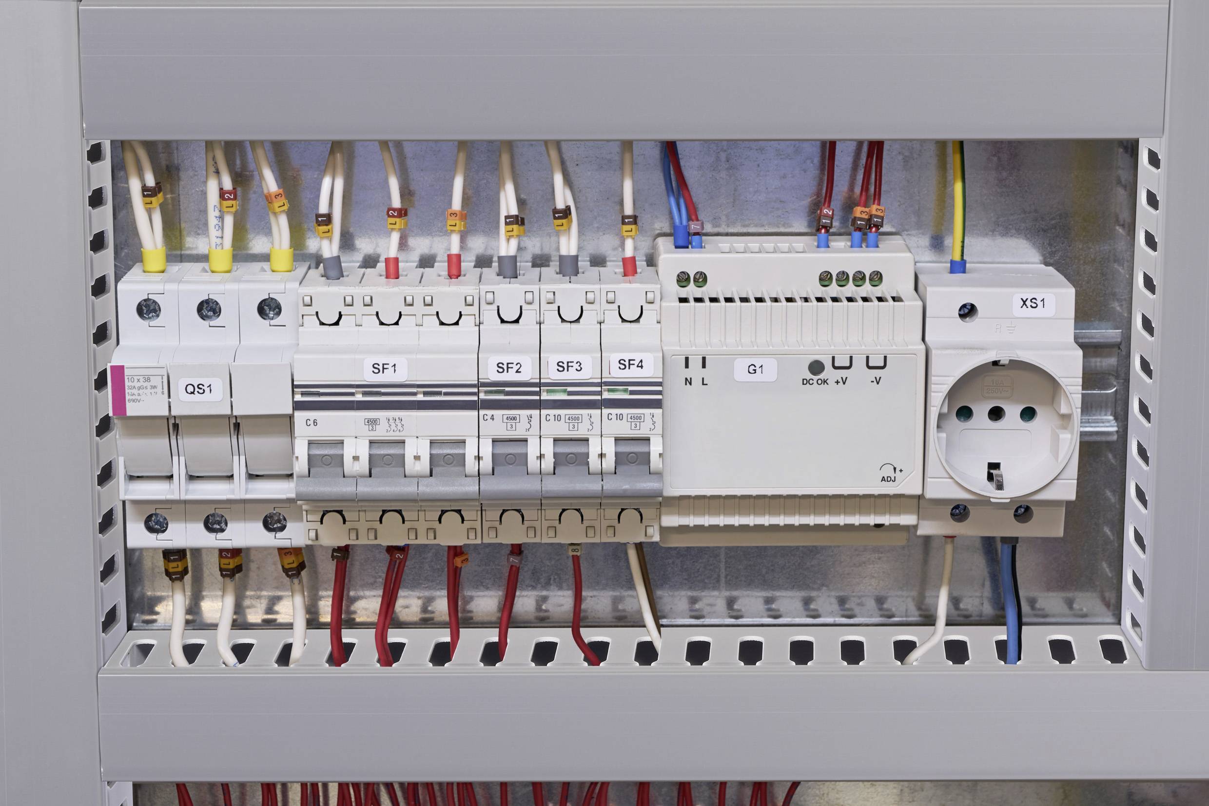 Sygonix SY-6801158 Verdrahtungskanal (L x B x H) 2000 x 25 x 25 mm 5 St. Grau-5