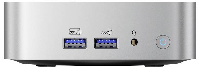 Ein silberner Mini-PC mit zwei USB-Anschlüssen, einem Kopfhöreranschluss und einem Netzschalter auf der Vorderseite.