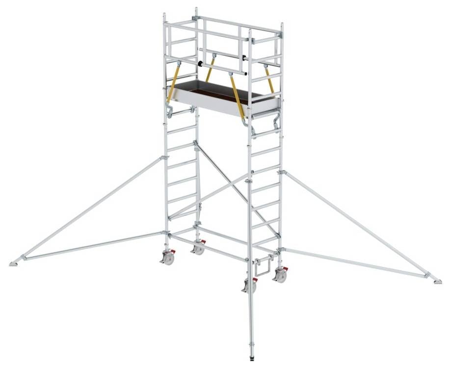 Ein mobiles Gerüst aus Metall mit Plattform und Stabilisatoren, geeignet für Arbeiten in der Höhe, auf Rollen für einfache Bewegung.
