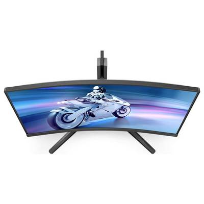 Gekrümmter Gaming-Monitor mit einem futuristischen Motorrad und Science-Fiction-Motorradfahrer auf dem Bildschirm, strahlendes Blau.