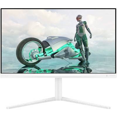Ein futuristisches Motorrad steht neben einer Person in futuristischer Rüstung auf einer reflektierenden Oberfläche, mit einem bewölkten Himmel im Hintergrund.