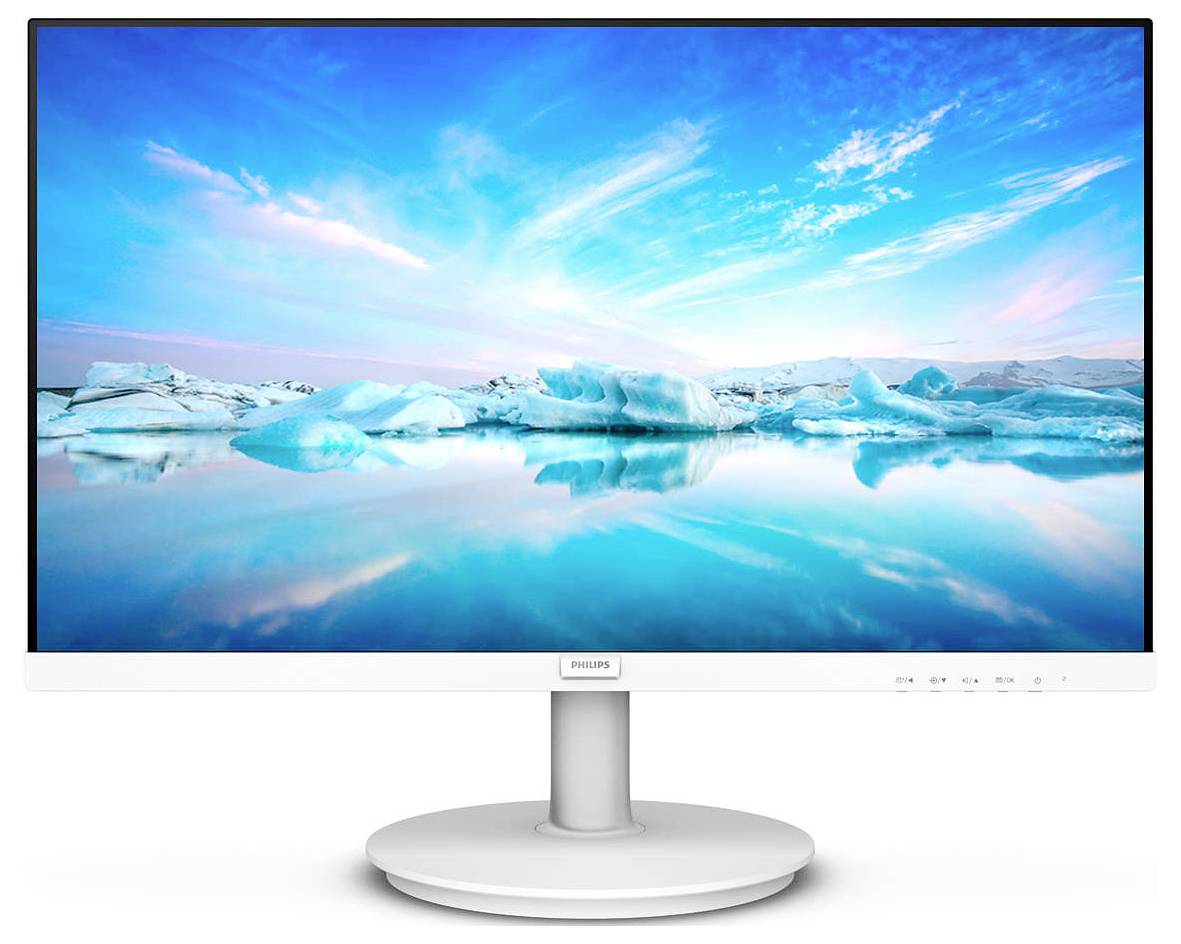 Ein Monitor mit einem Bild von arktischer Landschaft, blauem Himmel und Wolken spiegelt sich im ruhigen Wasser.