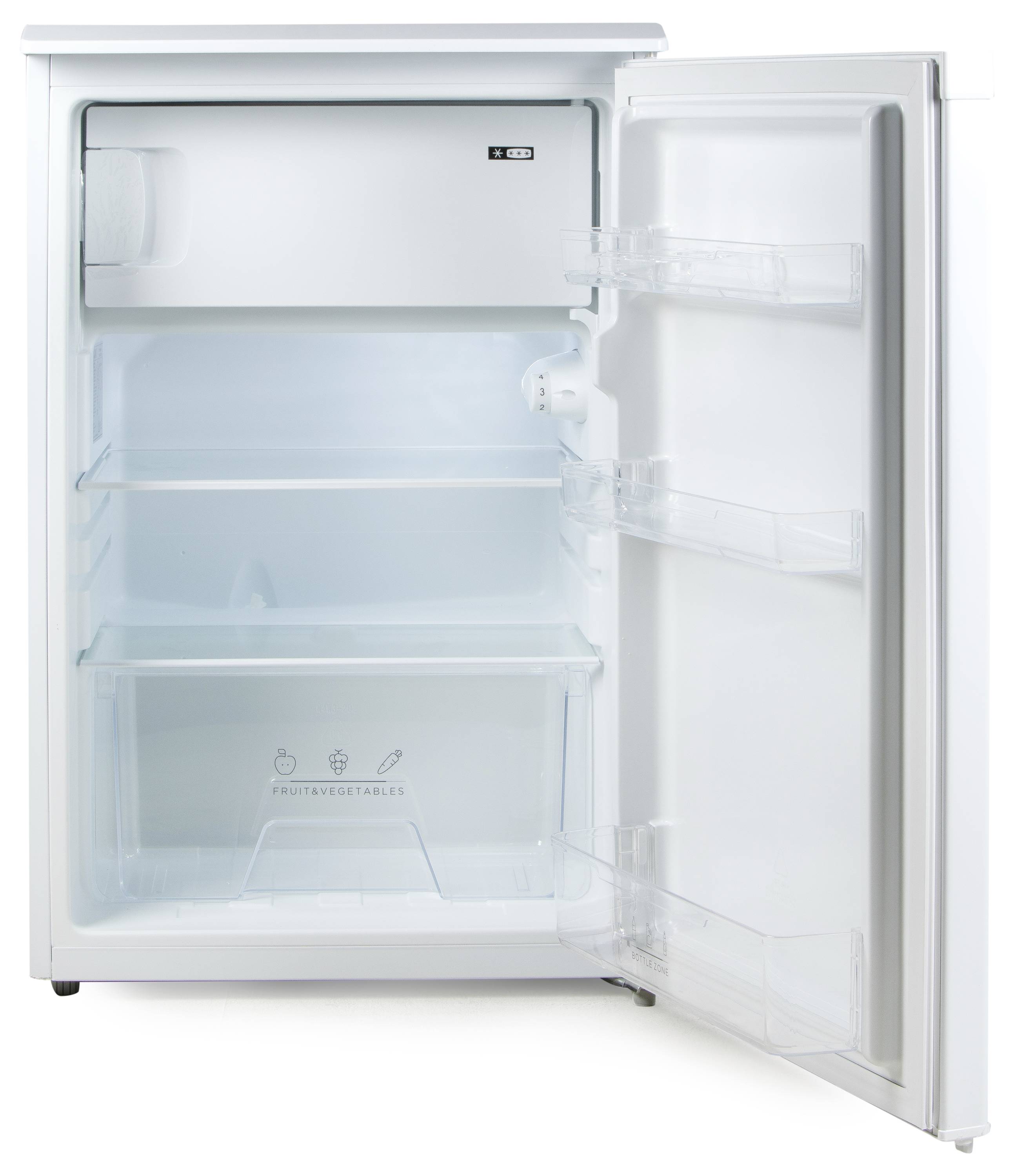 Offener Kühlschrank mit drei leeren Regalen und einem Gemüsefach. Die Tür hat drei Ablagefächer. Der Kühlschrank ist weiß.