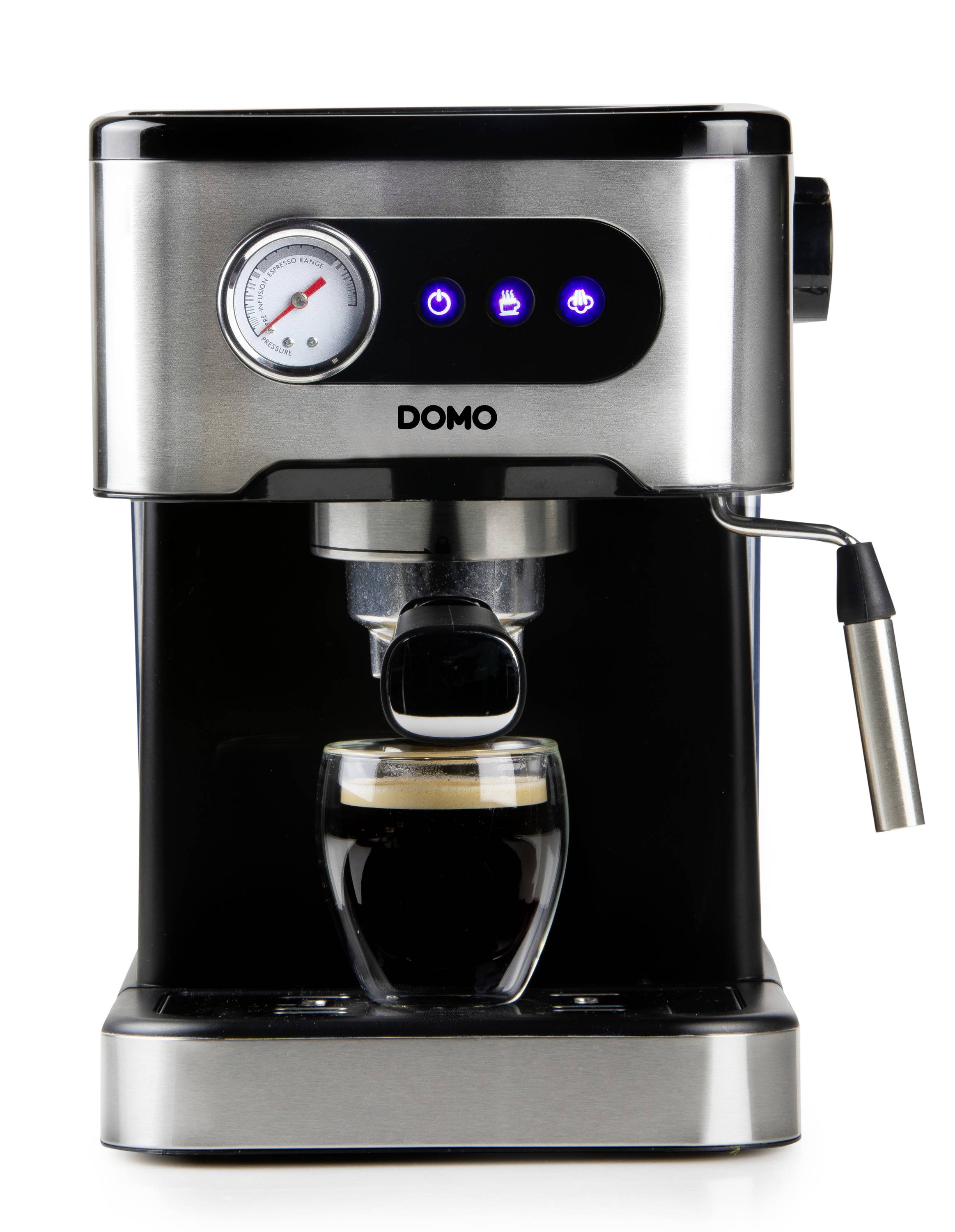 Espressomaschine mit Tassenablage und Dampfdüse; brüht einen Espresso.