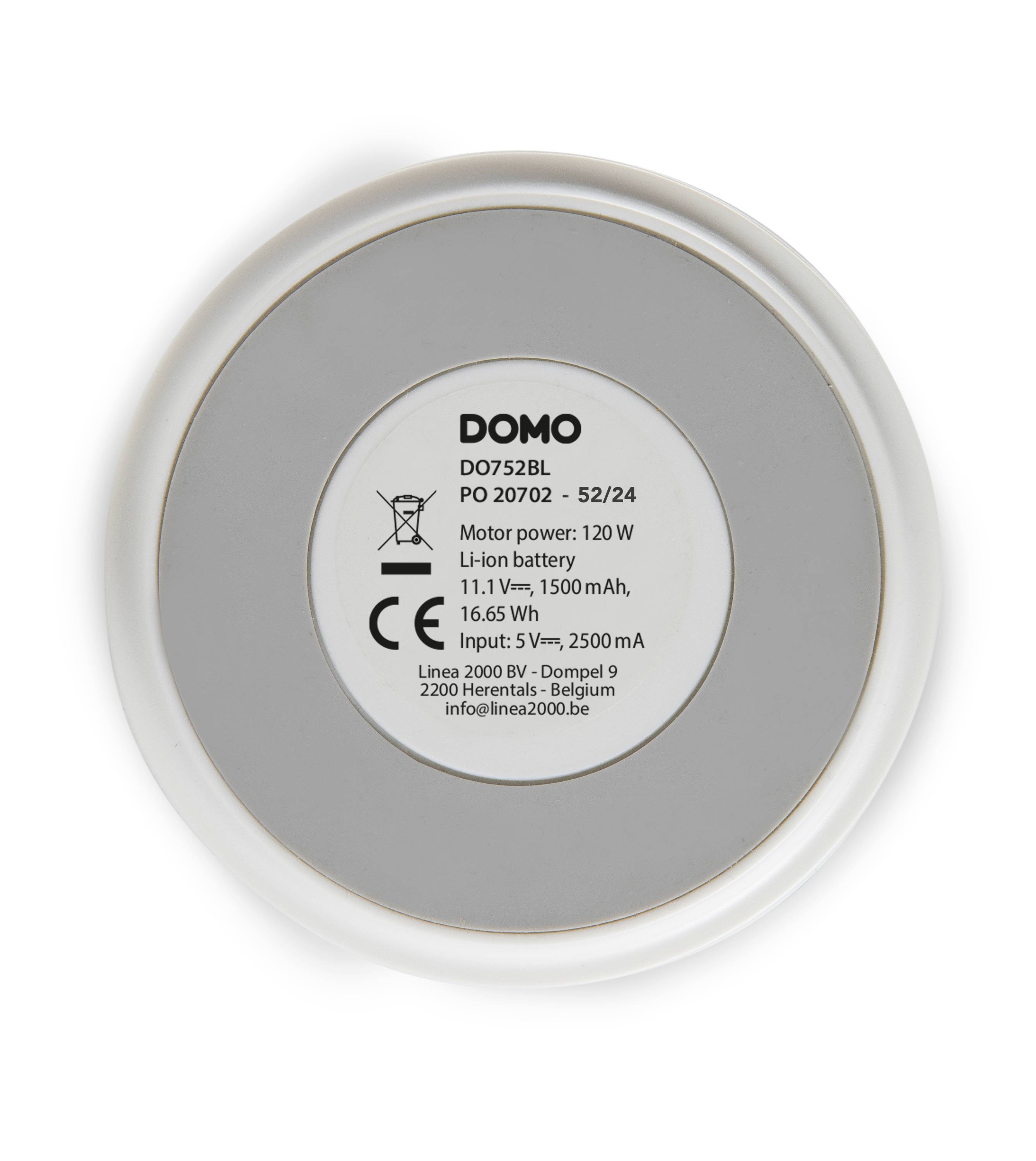 Ein runder, weißer Aufkleber auf einem Gerät mit technischen Spezifikationen: DOMO-Modell, Motorleistung 120W, 11.1V Li-Ion-Batterie, 11.1V, 1500mAh, 16.65 Wh, Input 5V, 2500mA.
