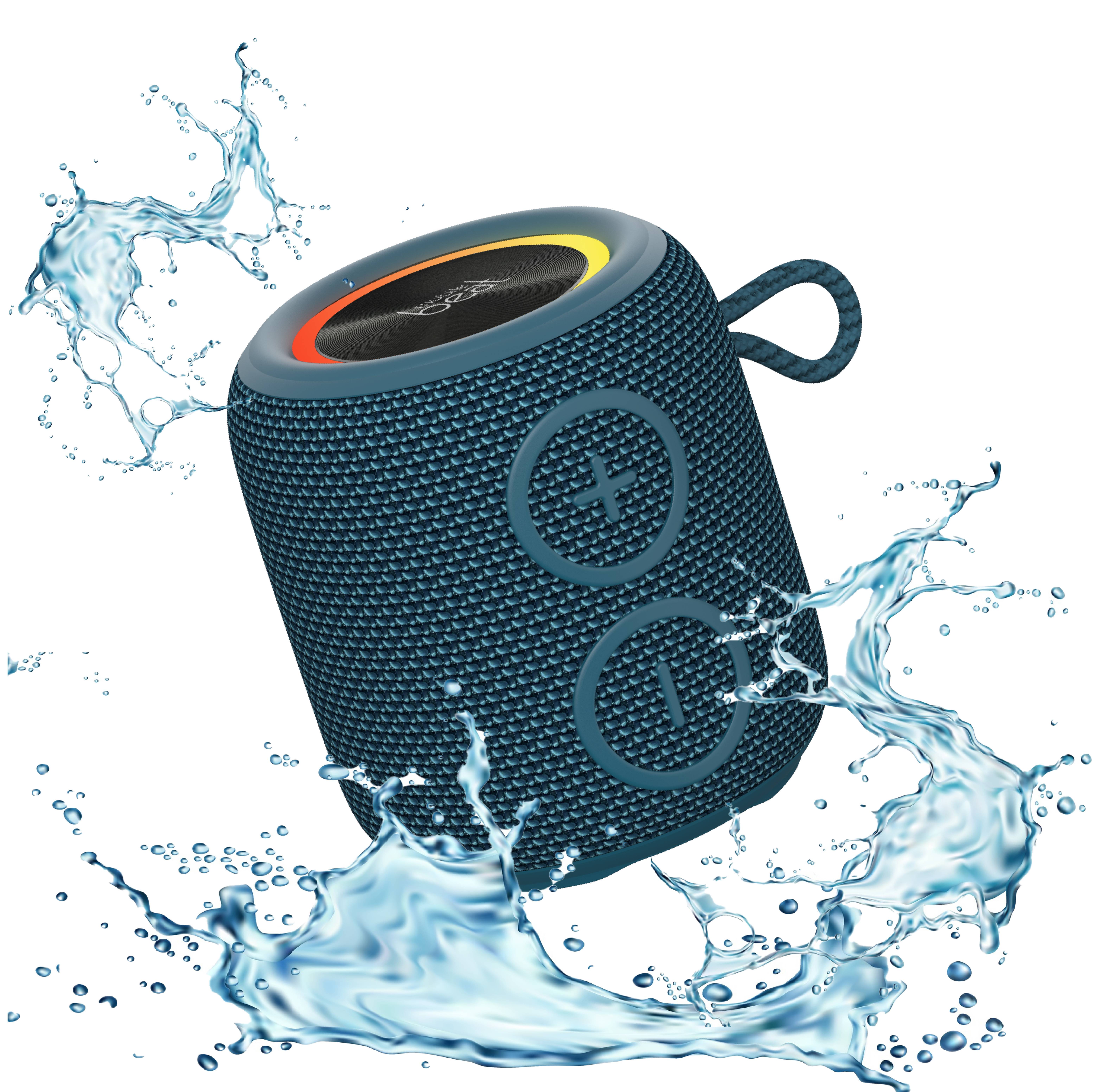 Tragbarer Bluetooth-Lautsprecher in Blau mit Wasser-Spritzern, zeigt seine Wasserbeständigkeit und robustes Design.