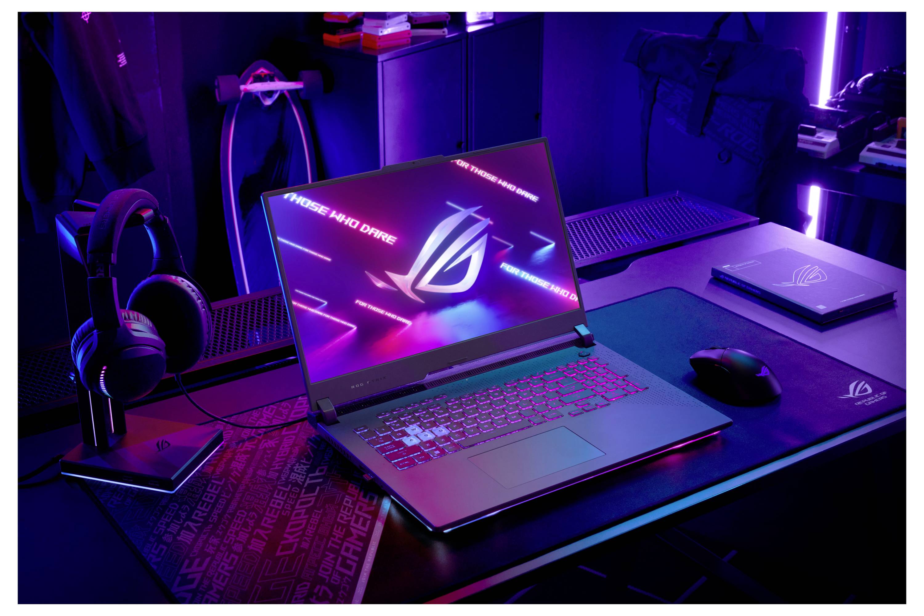 Asus Notebook G713PV-HX198W 43.9 cm (17.3 Zoll) Full HD AMD Ryzen 9 7940HX 16 GB RAM 1 TB SSD Deutsch, QWERTZ Grau 90NR0-4