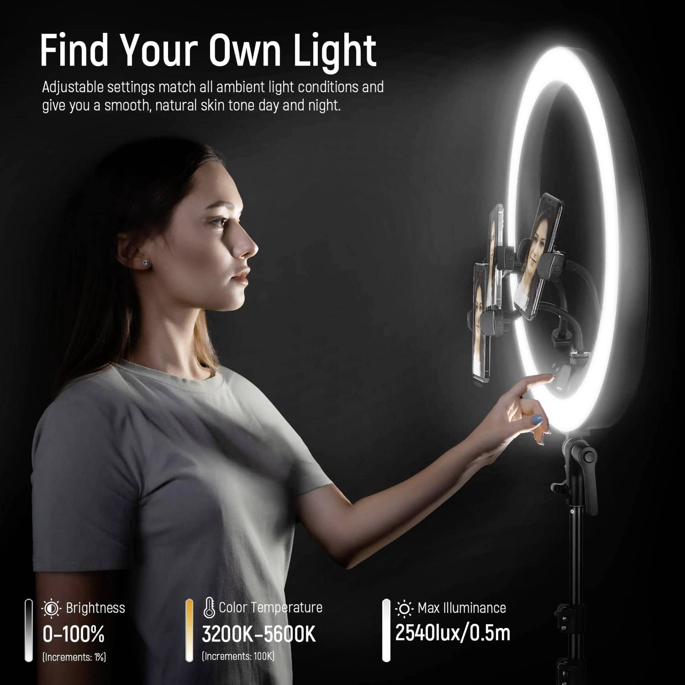Frau beleuchtet von Ringlicht, nach links schauend. Text: 'Find Your Own Light'. Einstellungen: Helligkeit 0-100%, Farbtemperatur 3200K-5600K, maximale Beleuchtung 2540lux/0.5m.