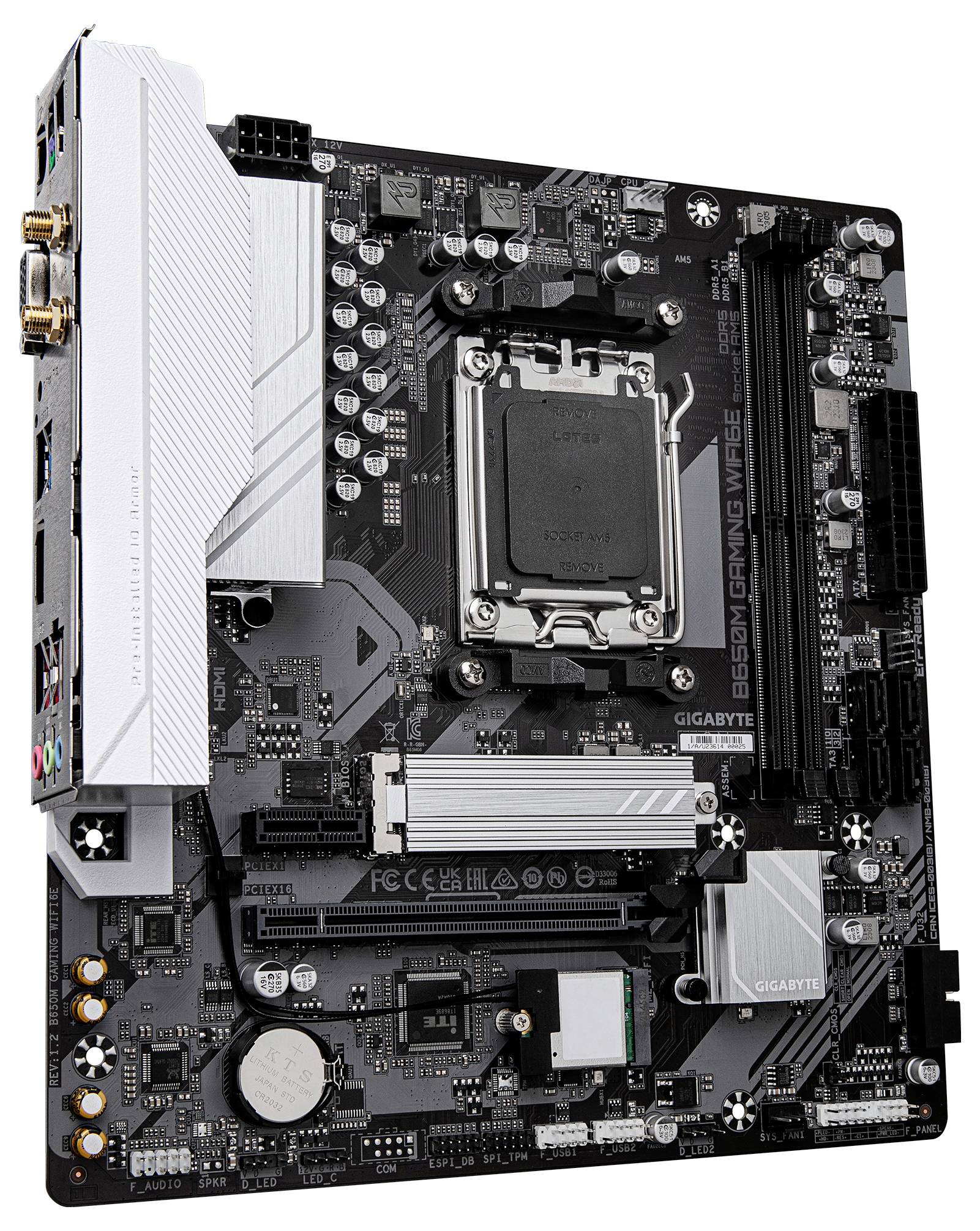 Eine Computer-Mainboard-Platine mit diversen Anschlüssen und Steckplätzen für Hardware-Komponenten. Enthält Markenbeschriftung.