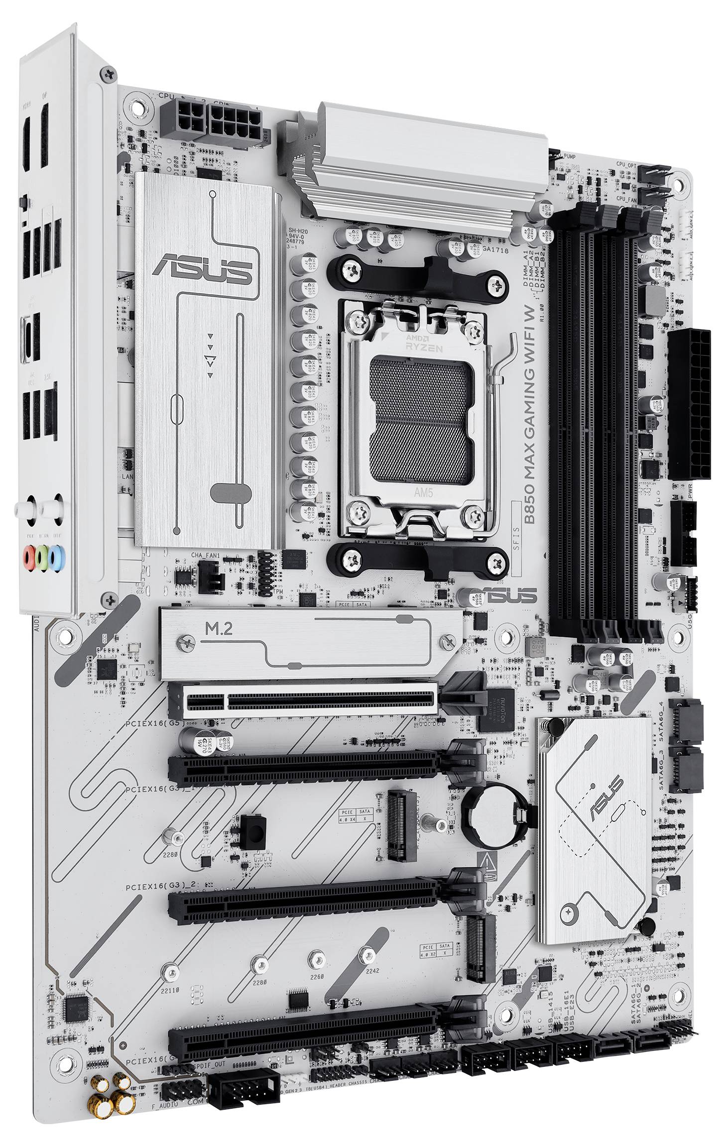 Ein Computer-Motherboard mit mehreren Steckplätzen für RAM und Erweiterungskarten, Slots für M.2 Speicher und zahlreiche Anschlüsse.