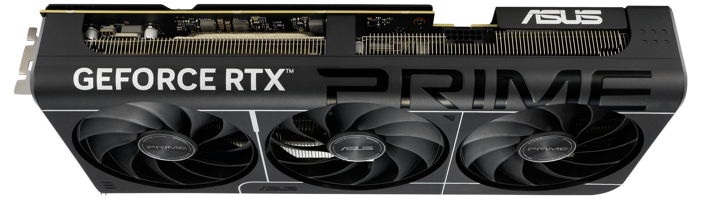Grafikkarte von ASUS, Modell 'GeForce RTX PRIME', mit drei Lüftern und schwarzem Design. Oben sind Steckplätze und Anschlüsse sichtbar.