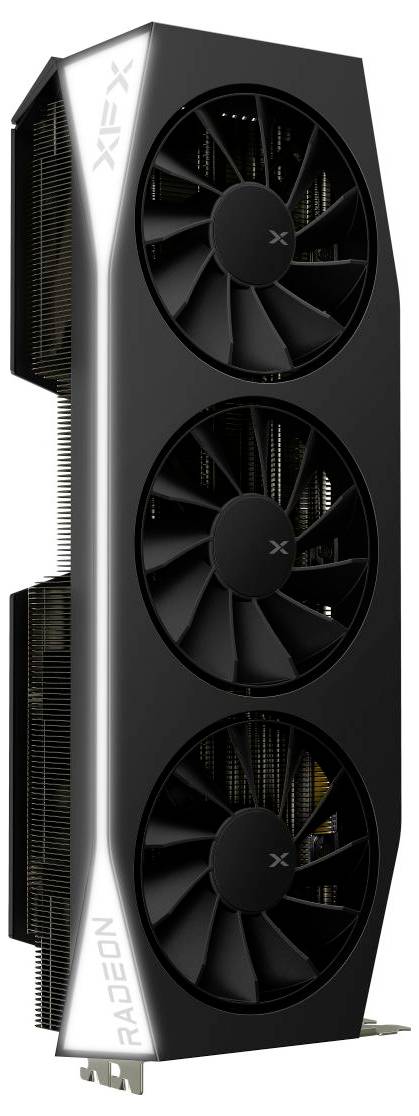Eine schwarze Grafikkarte mit drei Kühlventilatoren, seitlich mit 'XFX Radeon' beschriftet, wahrscheinlich für High-Performance-Gaming oder Rechenaufgaben.
