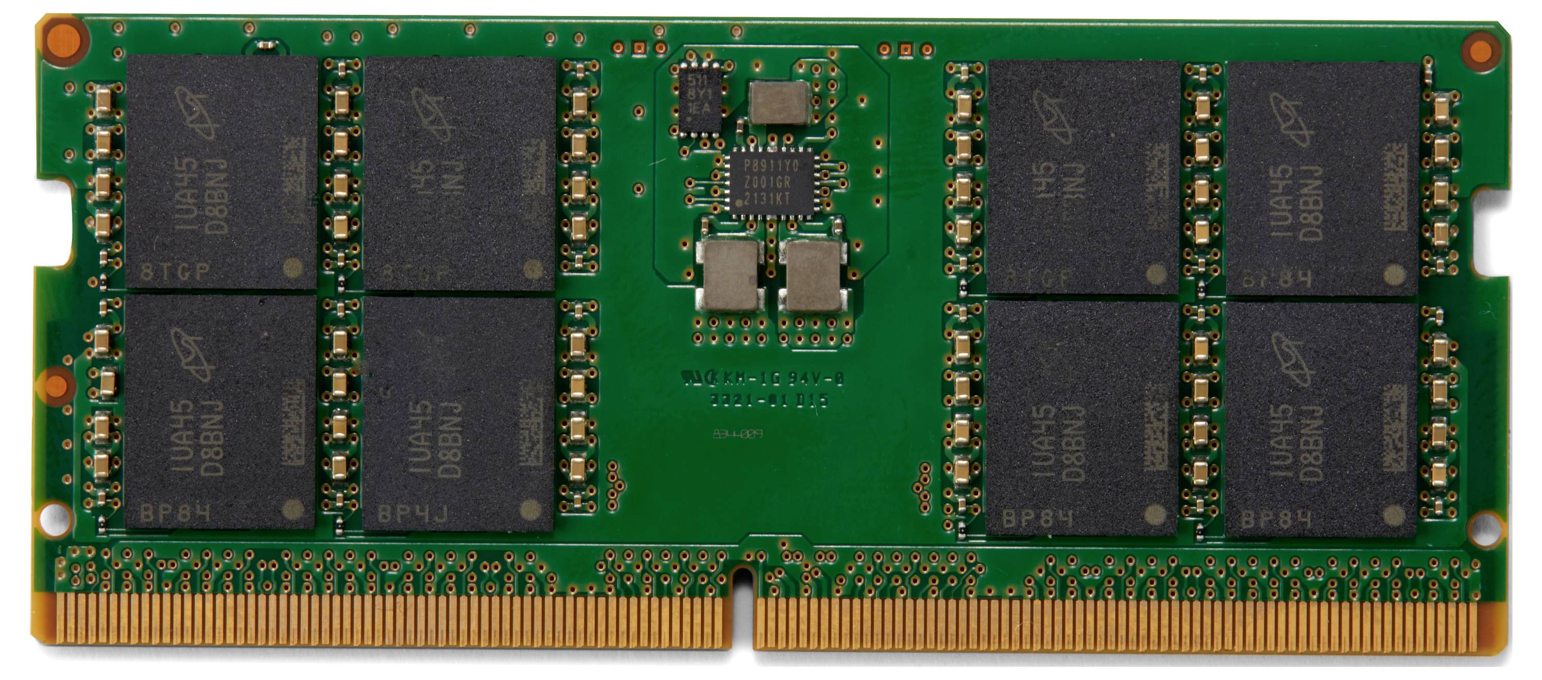 Ein grünes RAM-Modul mit acht schwarzen Speicherchips. Es zeigt Speicherkapazität und technische Details des Arbeitsspeichers.