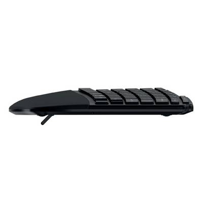 Eine flache, schwarze Computertastatur von der Seite gezeigt, mit einem ausklappbaren Ständer zur Höhenverstellung.