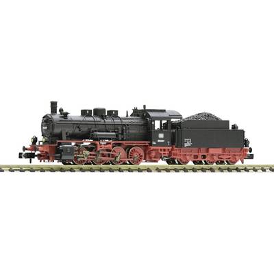 Schwarze Dampflokomotive auf Gleis, rotes Fahrgestell, Kohlevorrat am Hinterteil, seitliche Ansicht. Modellbahnaufnahme.