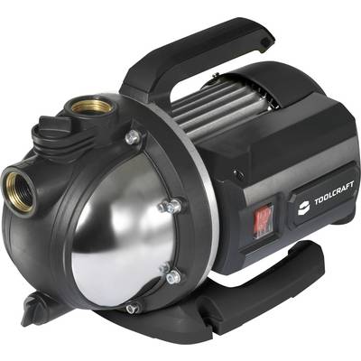 Eine schwarze Wasserpumpe mit zwei Messinganschlüssen und einem Tragegriff. Sie hat einen roten Ein-/Ausschalter und das Logo 'Toolcraft'.