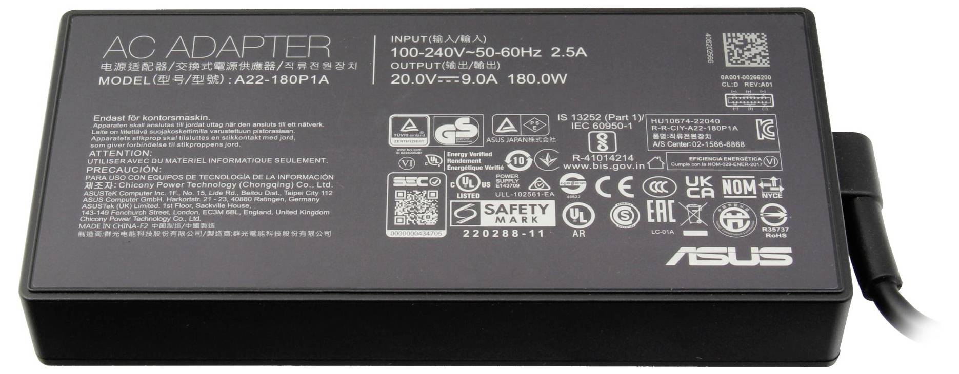 'AC Adapter' von ASUS mit Modellnummer A22-180P1A. Eingang: 100-240V, 50-60Hz, 2.5A. Ausgang: 20V, 9A, 180W. Enthält diverse Sicherheitszertifikate.