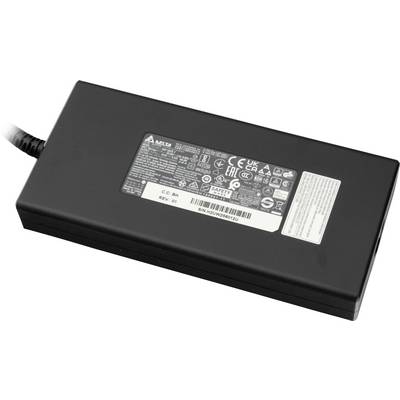 Ein schwarzes Laptop-Netzteil mit angehängtem Kabel. Aufkleber mit technischen Spezifikationen und Zertifizierungslogos auf der Oberseite.