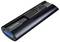 USB-Stick von SanDisk in Schwarz. Er hat einen blauen USB-Anschluss und ein schlankes, modernes Design.
