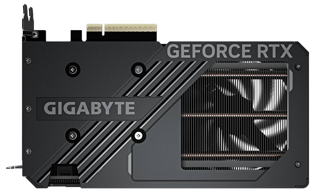 Eine Gigabyte GeForce RTX Grafikkarte, schwarzes Gehäuse, Lüfterseite sichtbar, mit Kühlrippen und PCIe-Anschluss oben.
