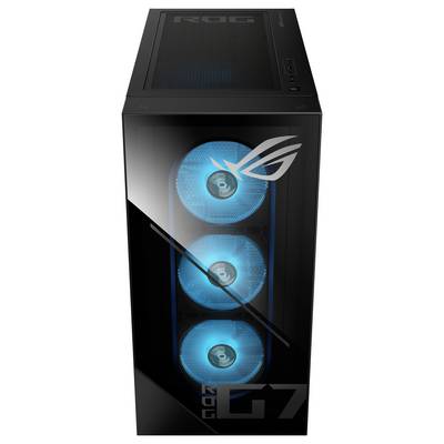 Ein schwarzer Computer-Tower mit drei blau beleuchteten Kühlventilatoren, die durch das Frontpanel sichtbar sind. Er trägt ein Gaming-Logo auf der Oberseite.