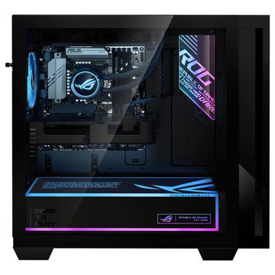 Ein individueller Gaming-Computer-Tower mit transparentem Panel zeigt ein ASUS-Mainboard, eine ROG-Grafikkarte und RGB-Beleuchtung.