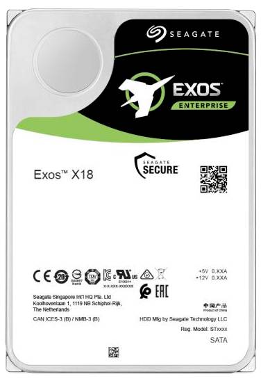 Festplattenlaufwerk mit Seagate-Logo, 'EXOS X18 Enterprise', Modellnummer, Spannungsspezifikationen, Sicherheits- und Zertifizierungslogos.