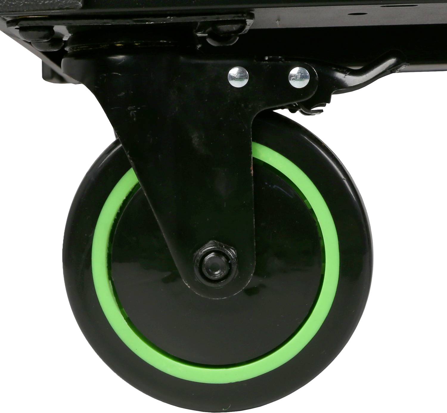 Ein schwarzes Rad mit grünem Rand, montiert an einem Metallrahmen, vermutlich für ein Möbelstück oder einen Transportwagen.