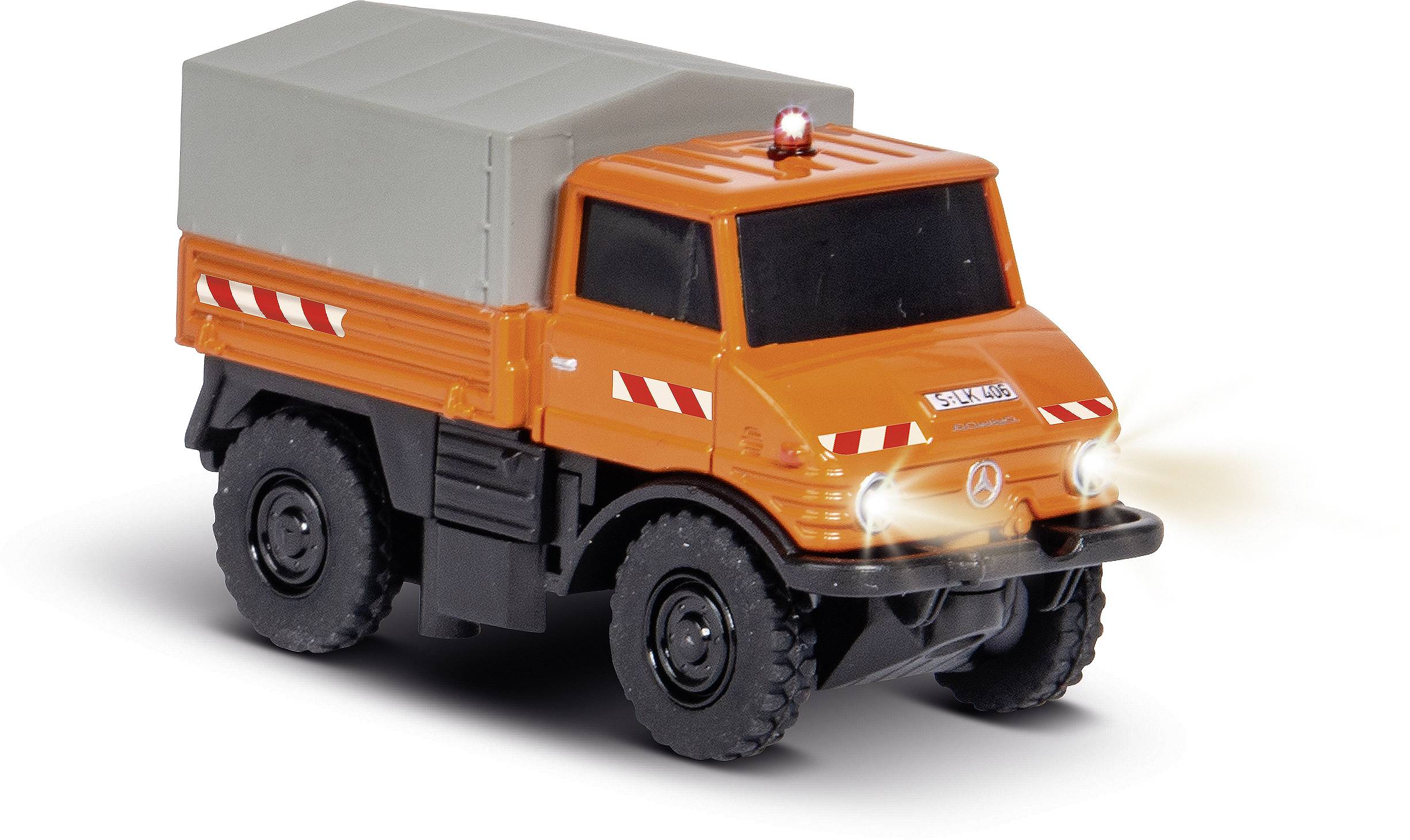 Oranges Modell eines Lastwagens mit weißem Streifen und grauer Plane. Der Truck hat leuchtende Frontlichter und eine rote Warnleuchte.