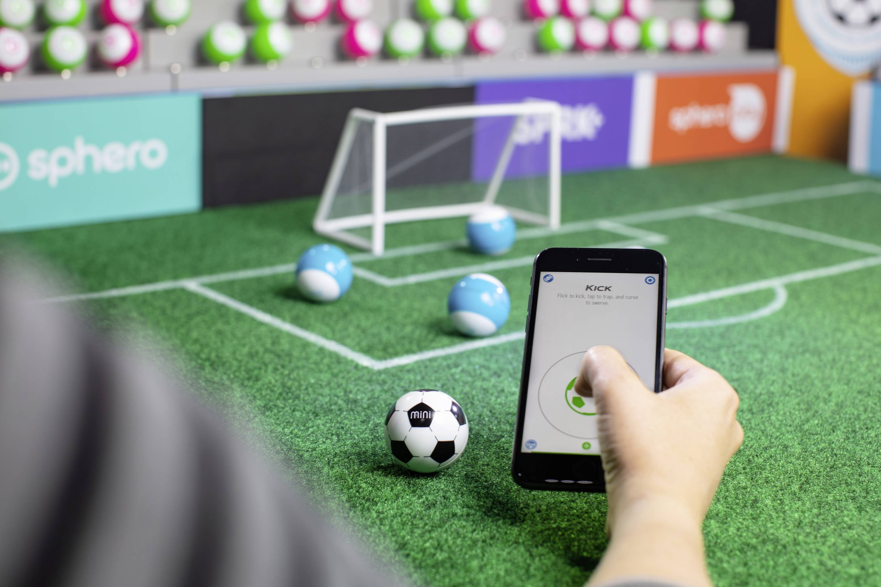 Sphero M001SRW Sphero Mini Soccer Experimentierkasten-10