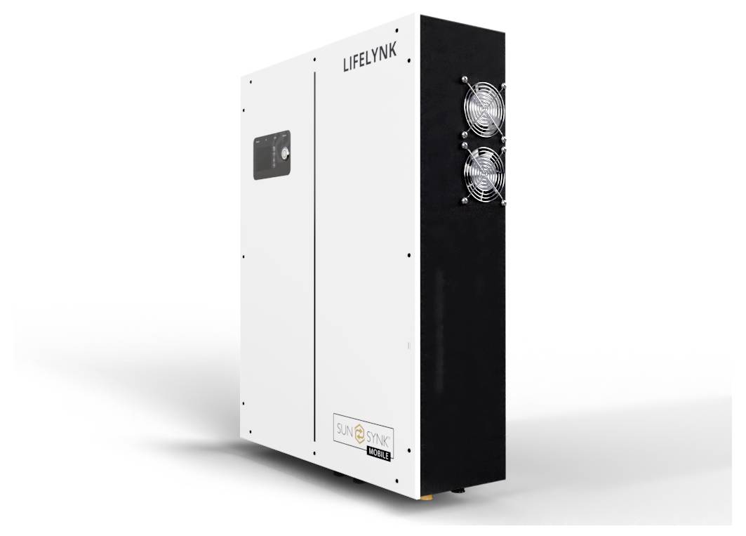 Weiße, rechteckige Batterieeinheit mit zwei runden Lüftern an der Seite. Aufschrift 'LIFELYNK' und 'SUNSYNK' sichtbar.