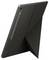 Ein schlankes, schwarzes Tablet wird gezeigt, mit einem dünnen, eckigen Gehäuse, das zu einem Ständer gefaltet ist, von der Seite und von hinten betrachtet, wobei sein modernes Design betont wird.