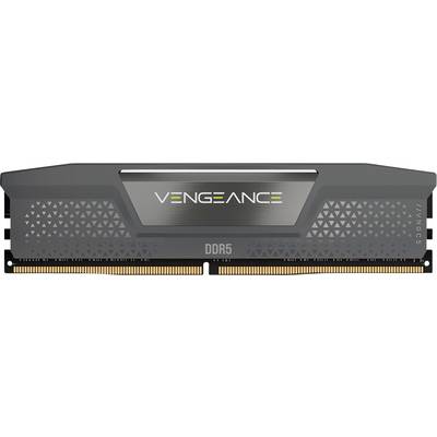 Schwarzes DDR5-RAM-Modul mit der Bezeichnung "Vengeance" und dreieckigen Mustern.